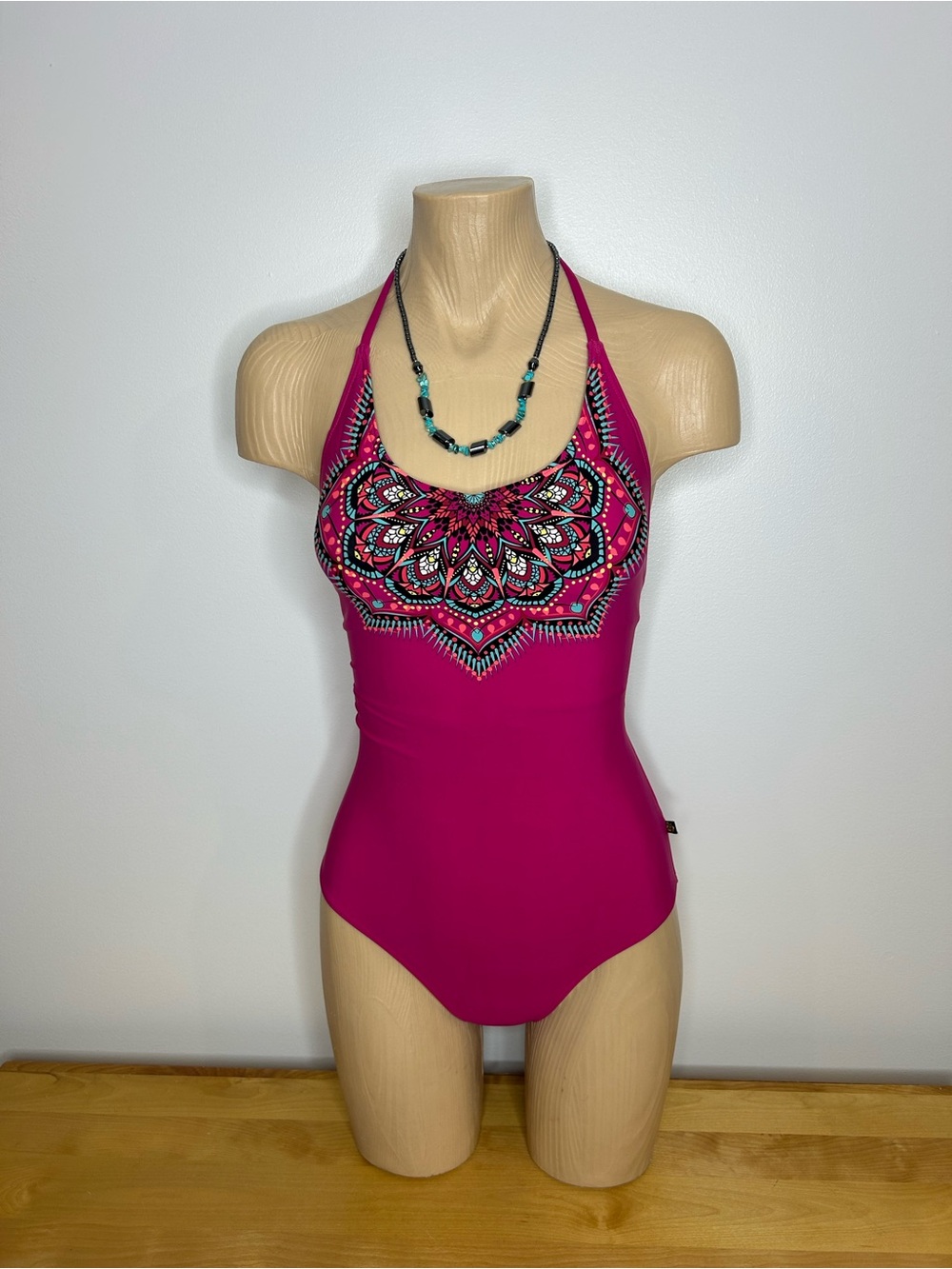 Fuchsia Halter One-Piece Swimsuit with Decorative Mandala Front❤️M